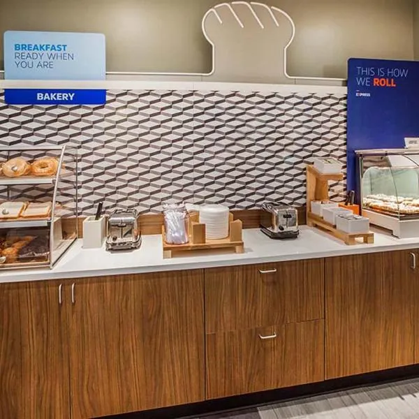 Holiday Inn Express & Suites - Houston Westchase - Westheimer by IHG, hotel in Houston