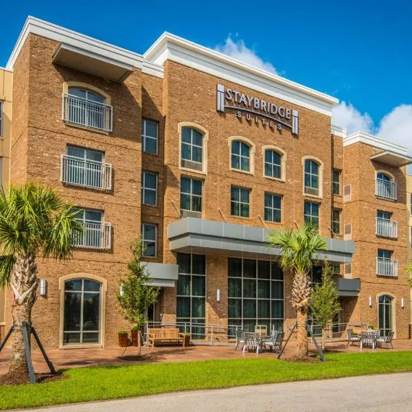 Staybridge Suites Charleston - Mount Pleasant by IHG，位于查尔斯顿的酒店