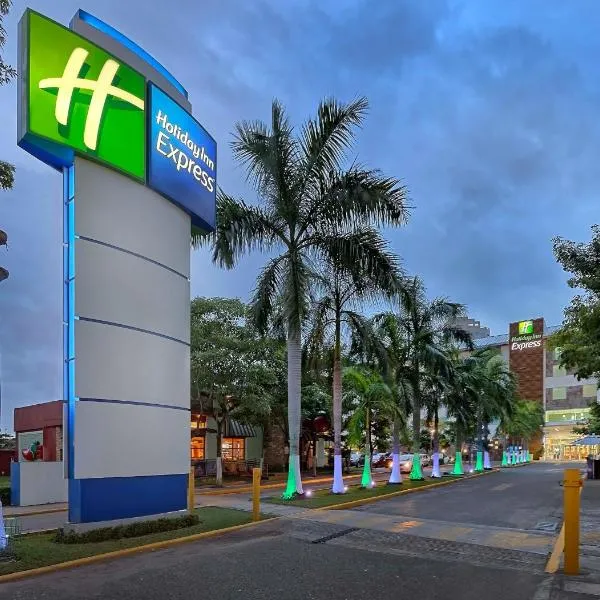 Holiday Inn Express Villahermosa by IHG, ξενοδοχείο σε Villahermosa