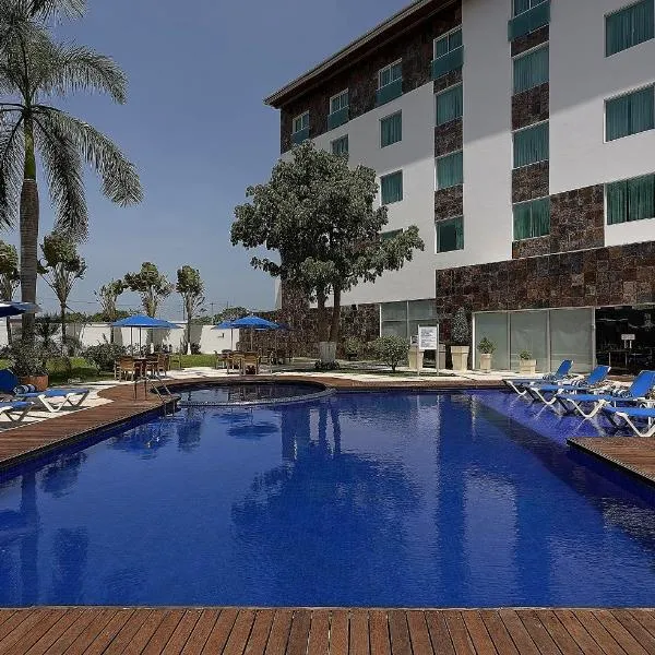 Holiday Inn Express Villahermosa by IHG, hotel di Villahermosa