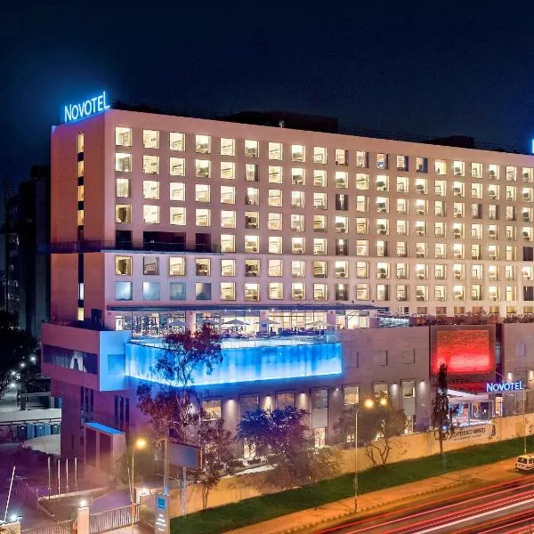 Novotel Pune Viman Nagar Road, hotel in Pune