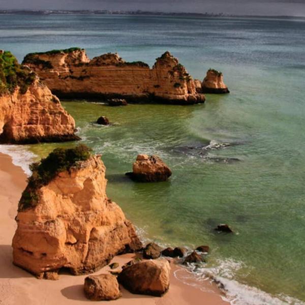 Maray Apartment near Porto de Mós and Praia Dona Ana