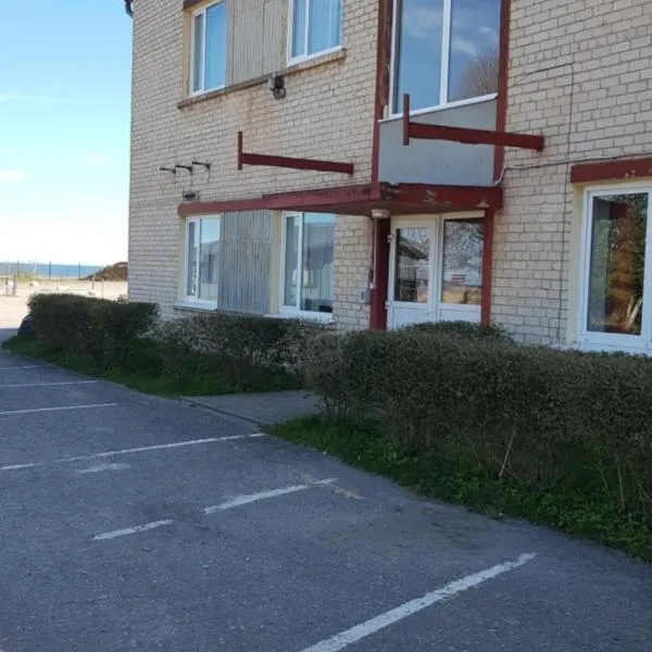 Hostel Mare, hotel in Roja