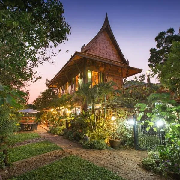 Cattani's Riverside Home, hôtel à Phra Nakhon Si Ayutthaya