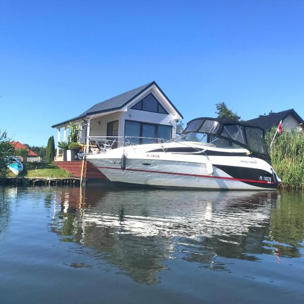 Baltic Waterfront Yacht Cottage