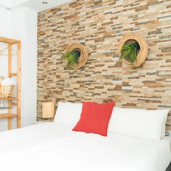 Picnic Dreams Boutique Hostel, hotel in Málaga