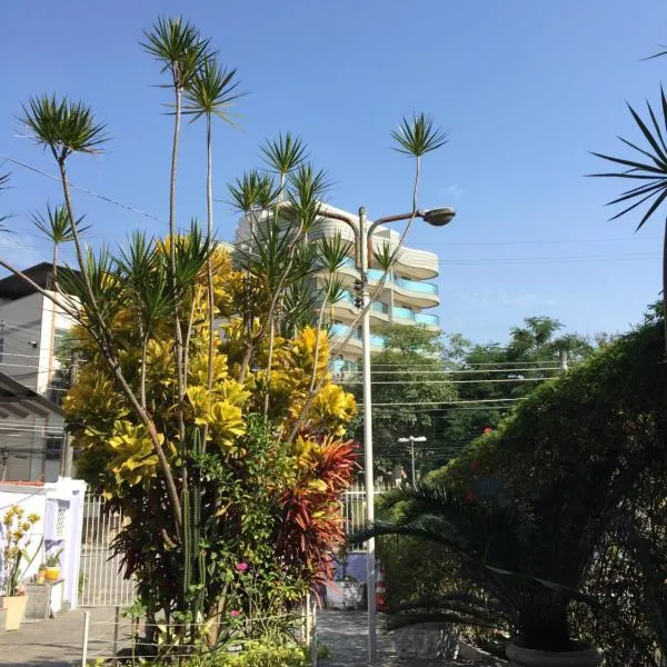 Casa aconchegante em Vila Valqueire, hotel no Rio de Janeiro