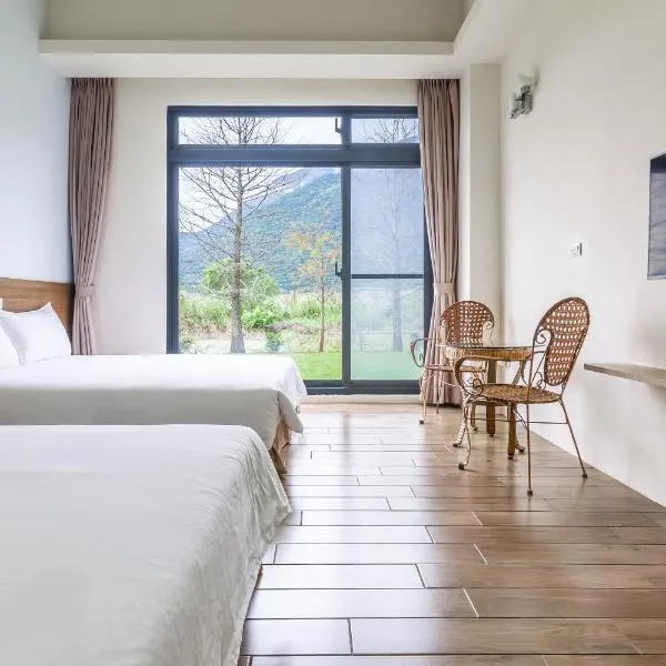 Simple Life B&B, hotel in Jialin
