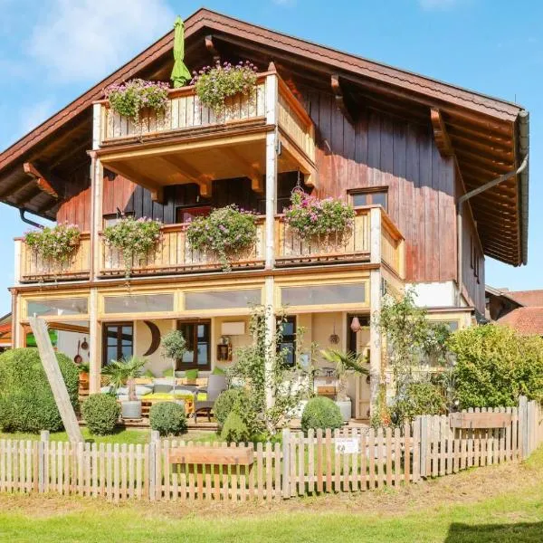 Ferienwohnung Parzinger 2, hotell sihtkohas Chieming