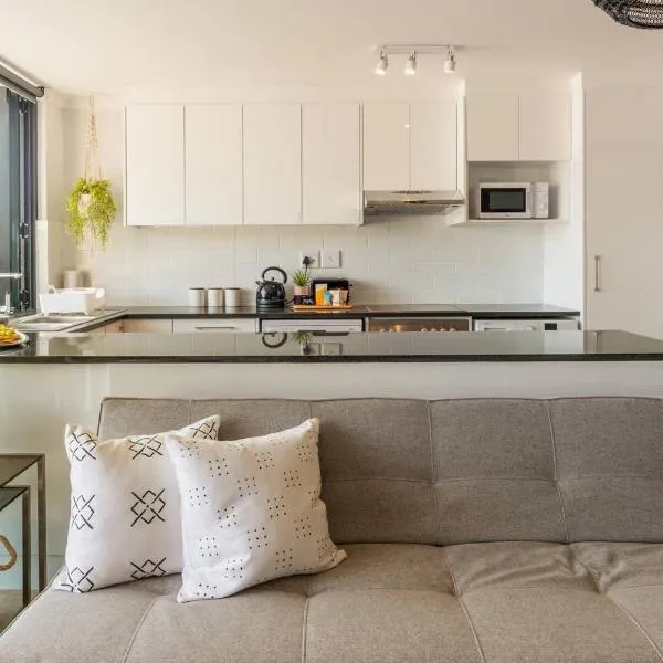 MONDAINE CENTRAL LUXURIOUS SPACIOUS AND TRENDY, Hotel in Kapstadt