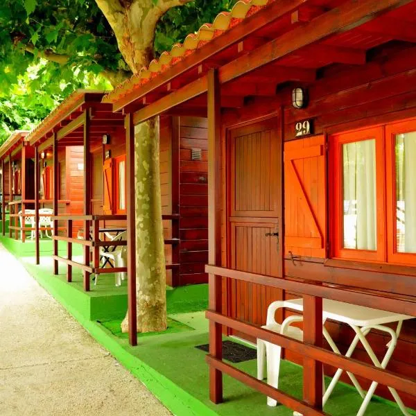 Camping Playa Canelas, hotel v destinaci Portonovo