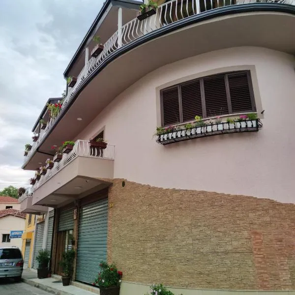 Lille France Apartments, ξενοδοχείο στη Σκόδρα