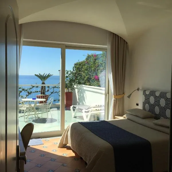 ホテル ベルビュー スイート（Hotel Bellevue Suite）、アマルフィのホテル