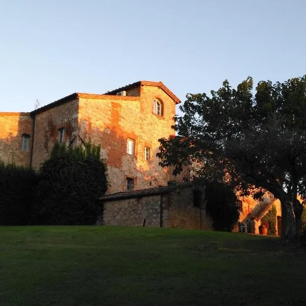 Relais CastelBigozzi, hotel v destinaci Monteriggioni