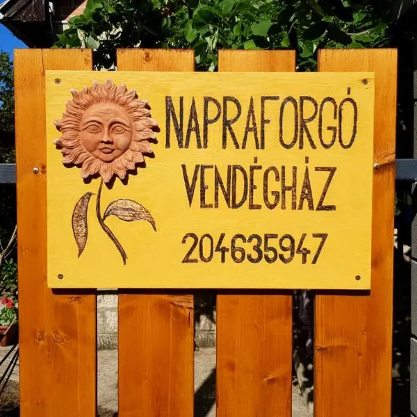 Napraforgó Vendégház, hotel a Gárdony