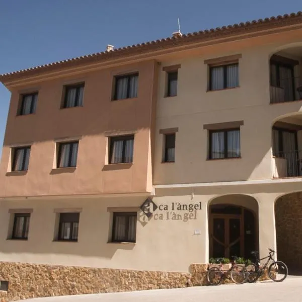 Ca l'Àngel, מלון בPinell de Bray