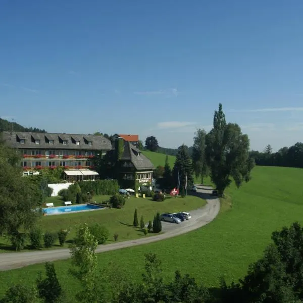 Hotel Walkner, hotel in Seeham