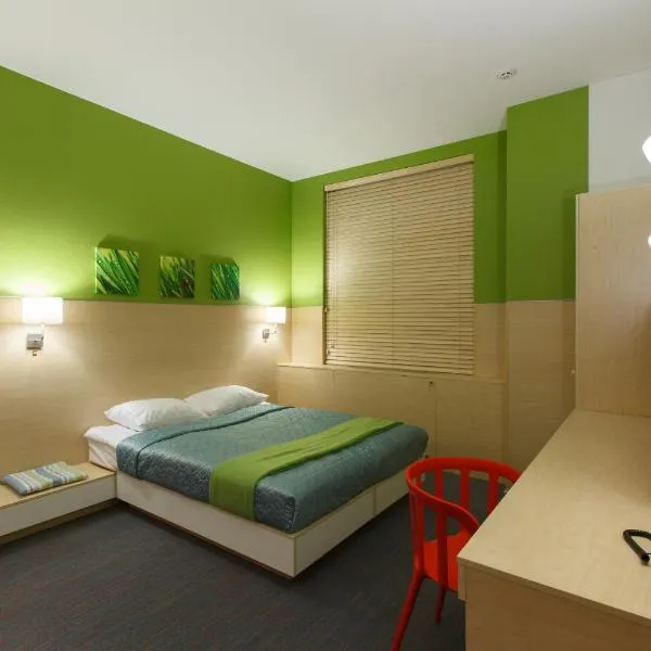 司隶波特酒店，位于第聂伯罗的酒店