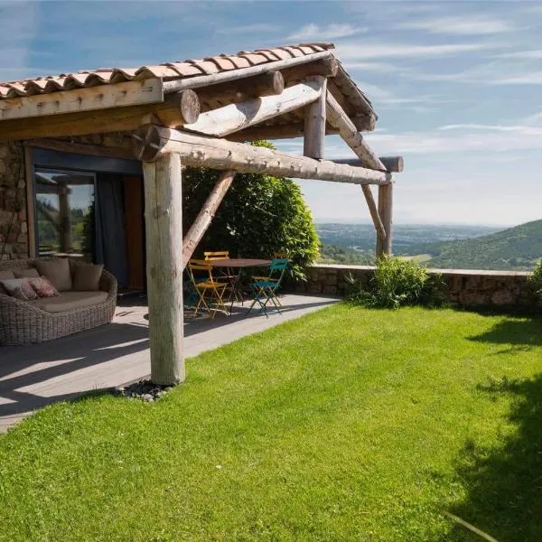 La Chomotte, ξενοδοχείο σε Saint-Alban-dʼAy