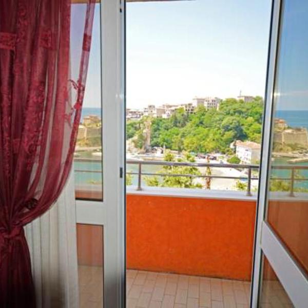 2 bedrooms apartement at Ulcinj 100 m away from the beach with sea view furnished balcony and wifi