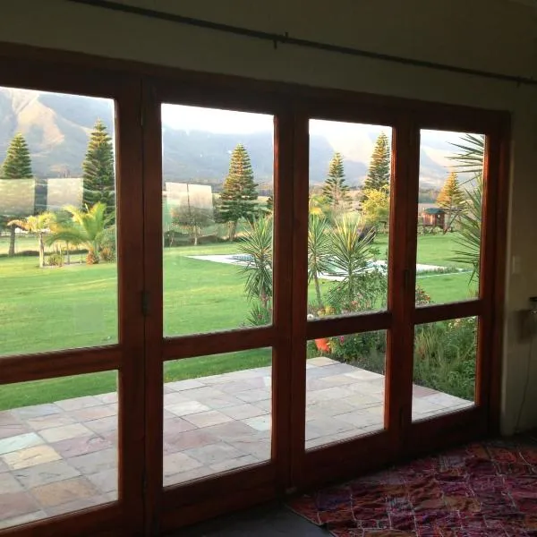 Esperanza Countryside Accomodation、ジョージのホテル