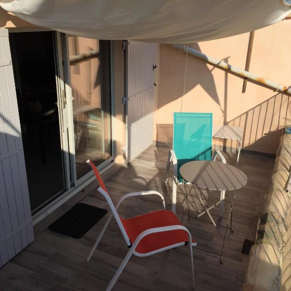 Studio avec vue sur la ville terrasse amenagee et wifi a Aix en Provence