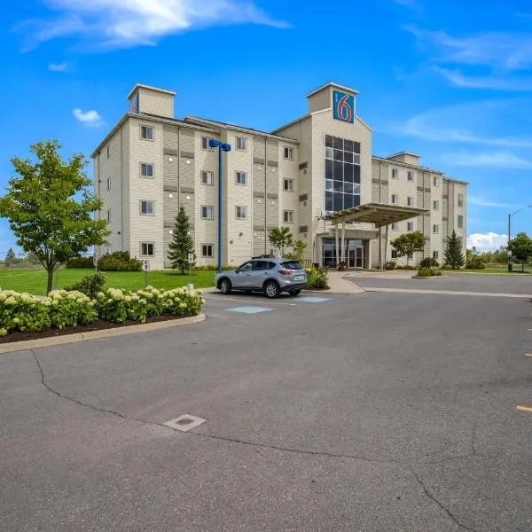 Motel 6-Kingston, ON, hotel v destinaci Kingston