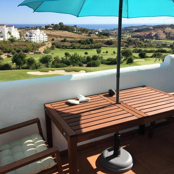 2 bedrooms appartement with sea view shared pool and furnished terrace at Estepona 8 km away from the beach