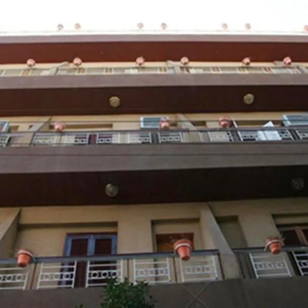 Fontana Luxor Hostel, hôtel à Louxor