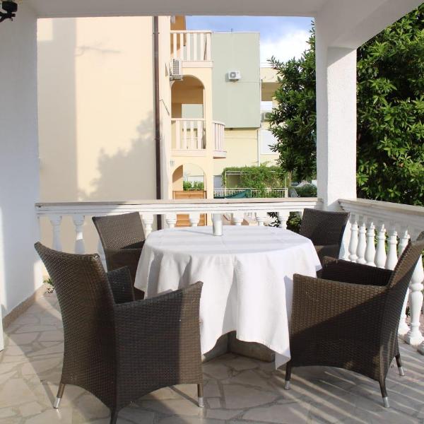 Superior apt, 4 rooms, 4 bathrooms