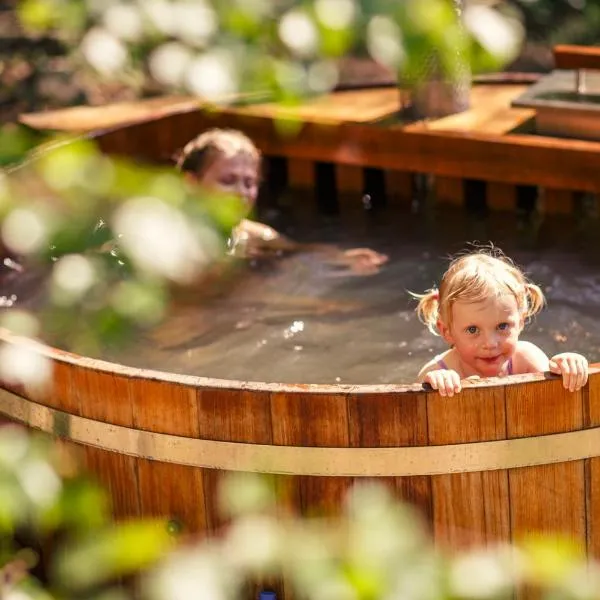 Treehouse Stvořidla, ξενοδοχείο σε Svetla nad Sazavou