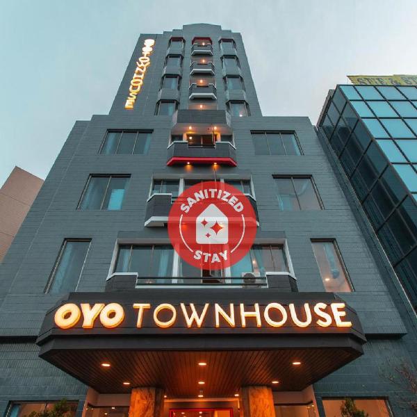 SUPER OYO Townhouse 1 Hotel Salemba