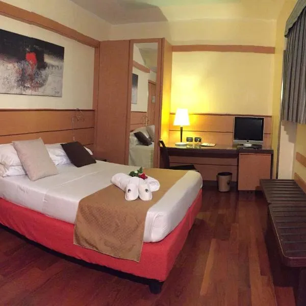 Best Western Hotel Dei Cavalieri, hôtel à Barletta