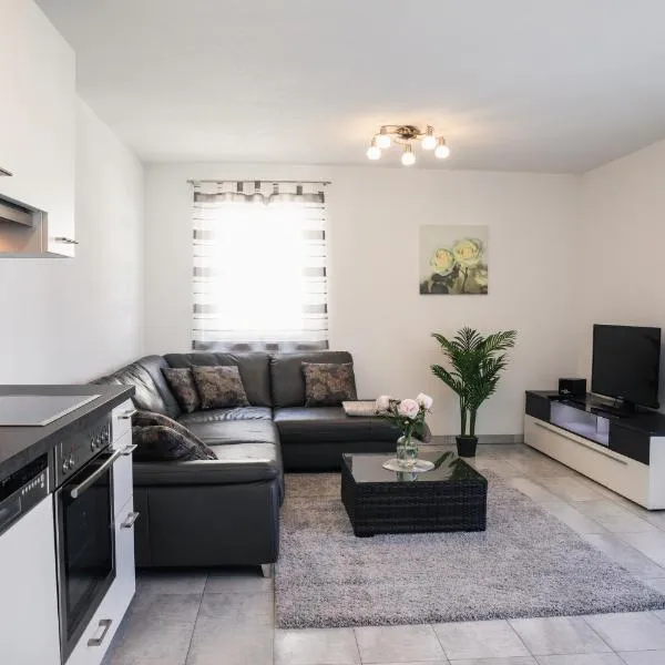 Ferienwohnung am Zeppelin Hangar, hotel em Friedrichshafen