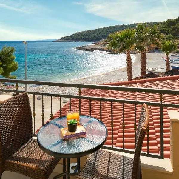 弗图纳酒店,位于赫瓦尔的酒店