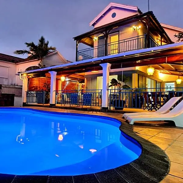 VILLA DES ILES 3, Hotel in Mont Choisy