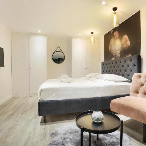 Rent a Room - Apartment St Honore, Paříž
