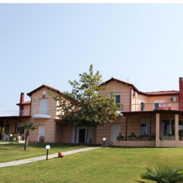 Wonderful Villa with great view in Posidi-Kalandra