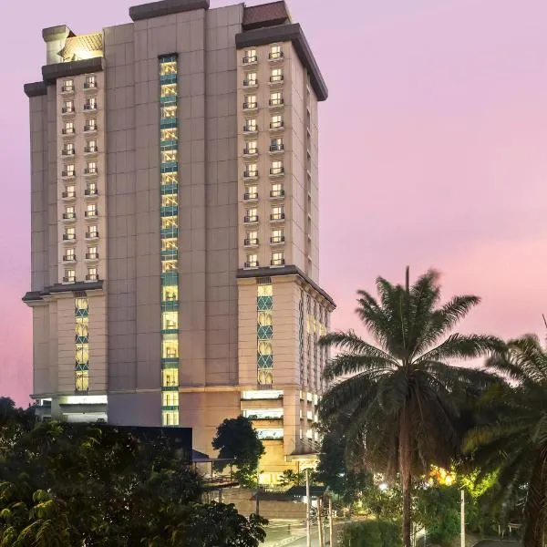 Swiss-Belhotel Bogor, hótel í Bogor