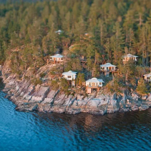 Rockwater Secret Cove Resort, hotel in Sechelt