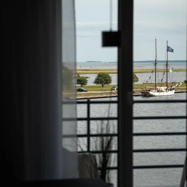 Ö Seaside Suites & SPA, hotel in Kuressaare