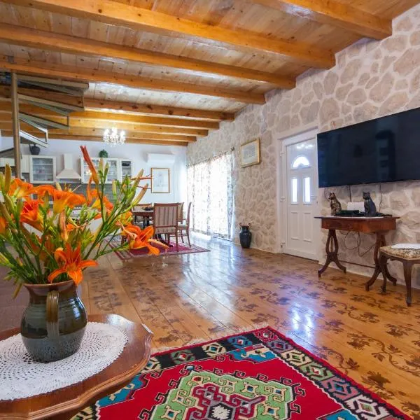 EASY HOLIDAY, Hotel in Skradin