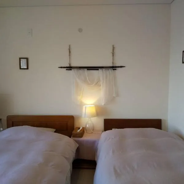 KEI, hotel a Lago Toya