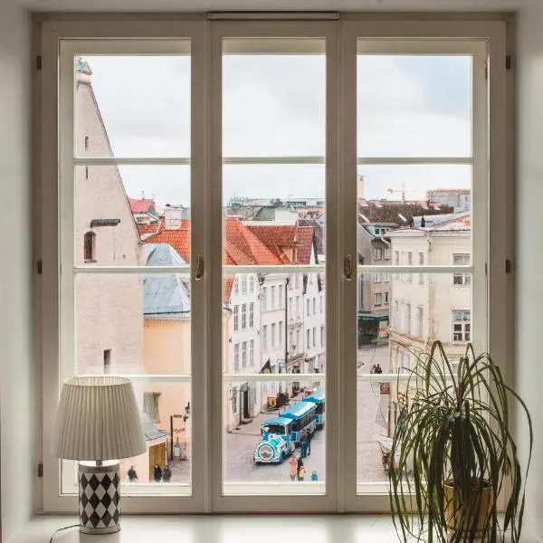 Tallinn City Apartments Old Town Square, hotel in Tallinn