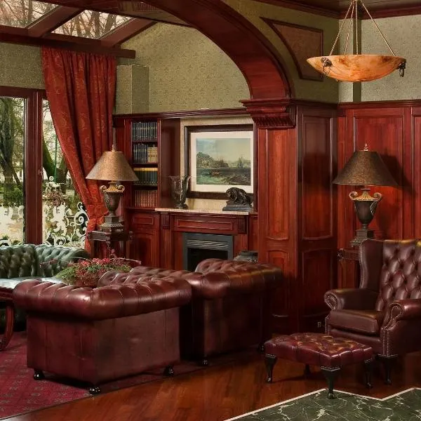 Golden Ball Club，位于杰尔的酒店