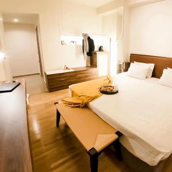 Gaia Athens, hotel in Athens