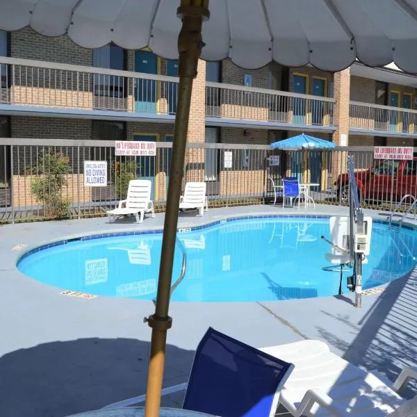 Days Inn by Wyndham Easley West Of Greenville/Clemson Area, hotel in Easley