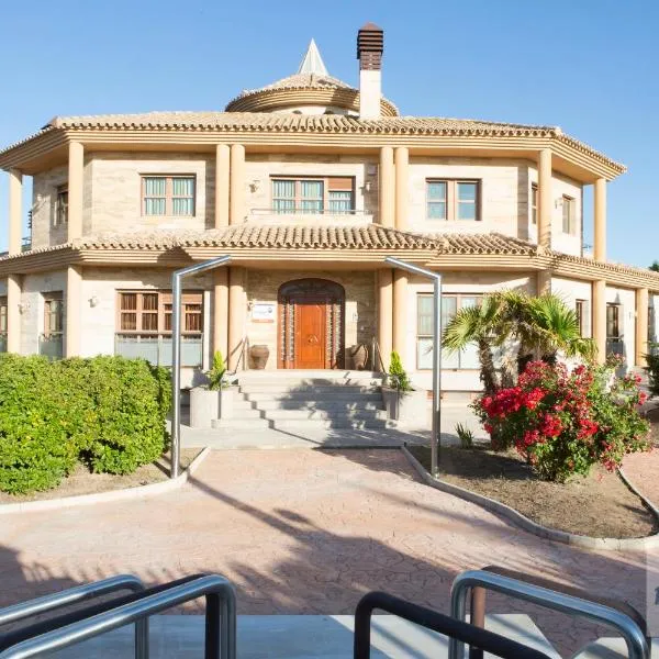 HOLIDAYS MIRANA, готель у місті Єкла