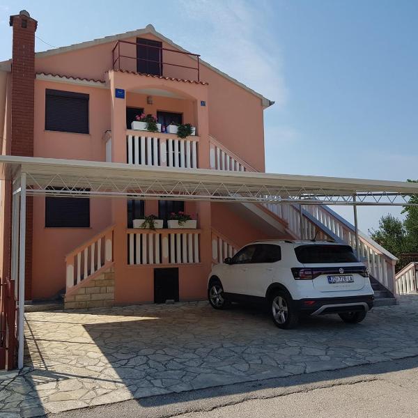 Apartment Dragica