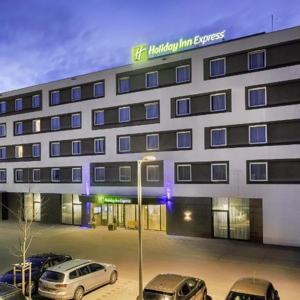 Holiday Inn Express Friedrichshafen by IHG, hotel v destinaci Friedrichshafen
